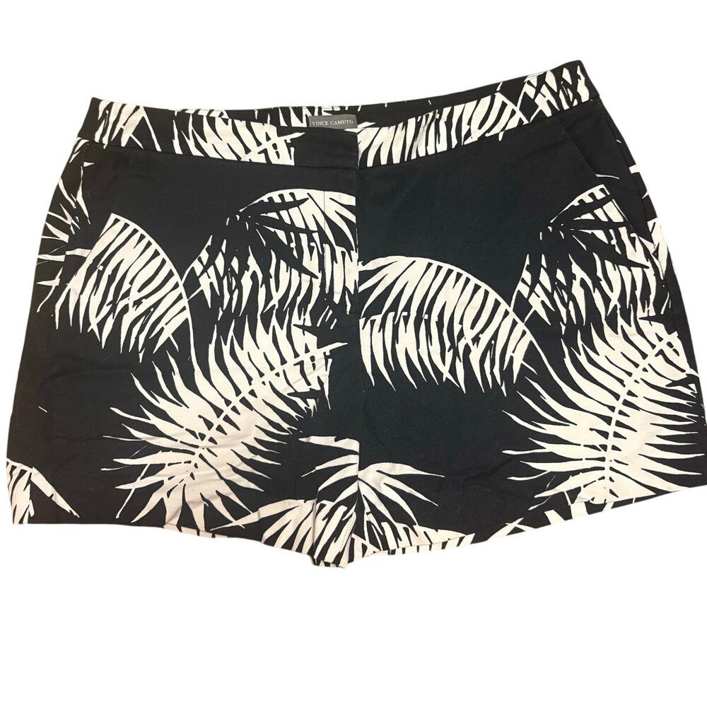 Vince Camuto Black Palm Shorts - 12